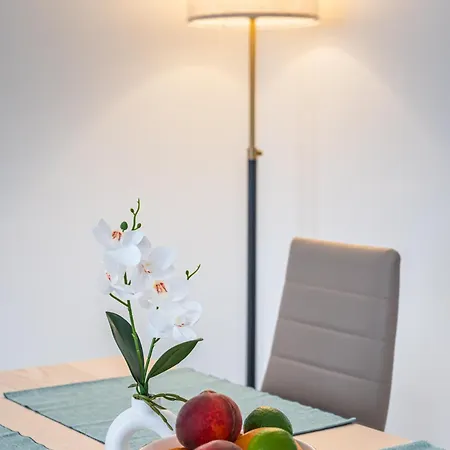 Sea Whisper Stogi - Zabookowani Apartamento *